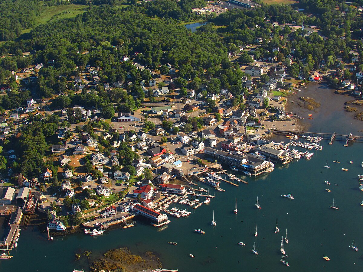 Boothbay Harbor — Classic Maine Coast at Its Best