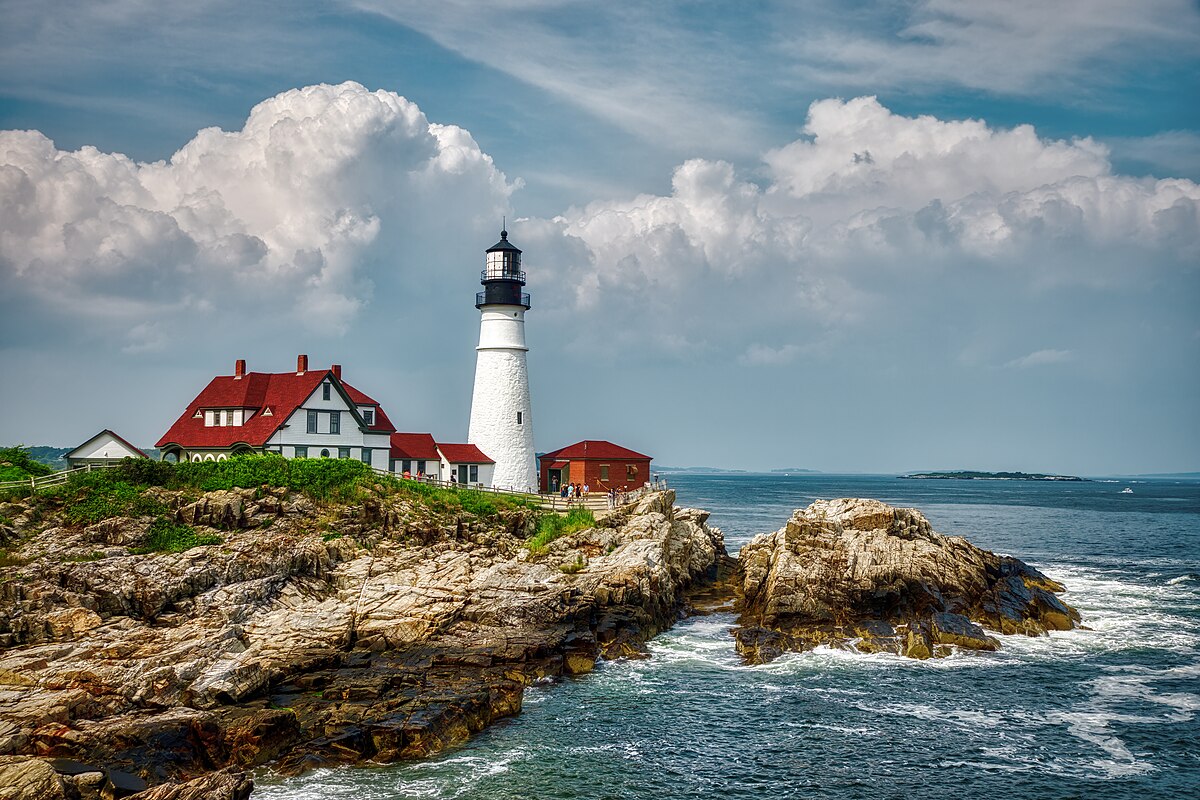 Moving to Maine in 2026: The 30-Day Checklist (DMV, Utilities, Healthcare, Schools)